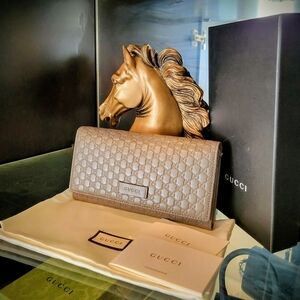 GUCCI Grey Microguccissima Leather Continental Wallet NWOT